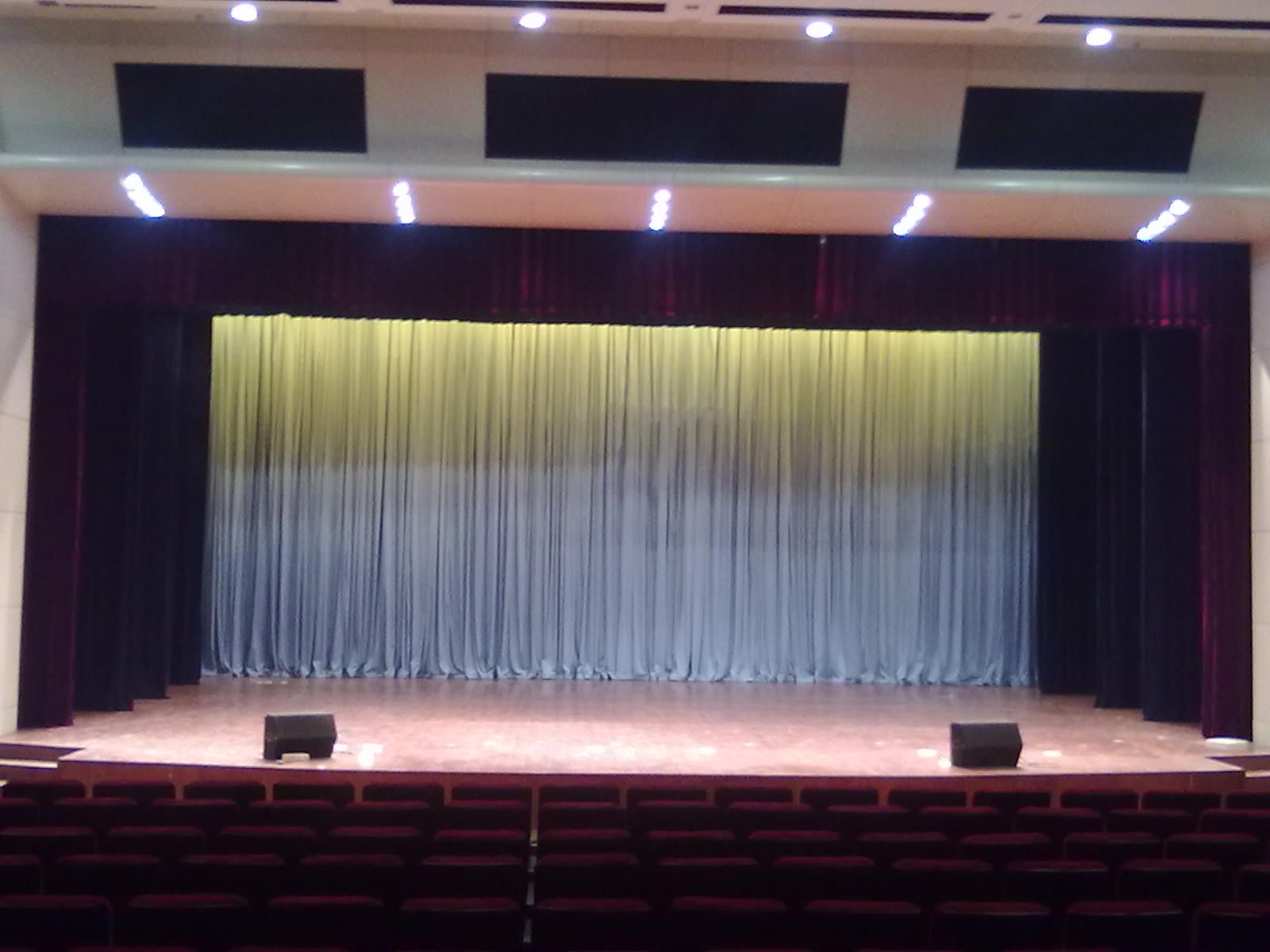 北京多功能廳舞臺(tái)幕布廠家會(huì)議室幕布報(bào)告廳幕布